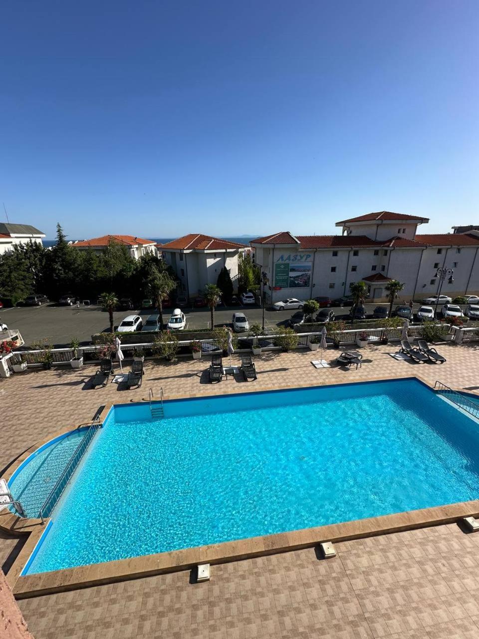 2 Bedroom Apartment Sveti Vlas With 2 Balconies And Sea Views Eksteriør bilde