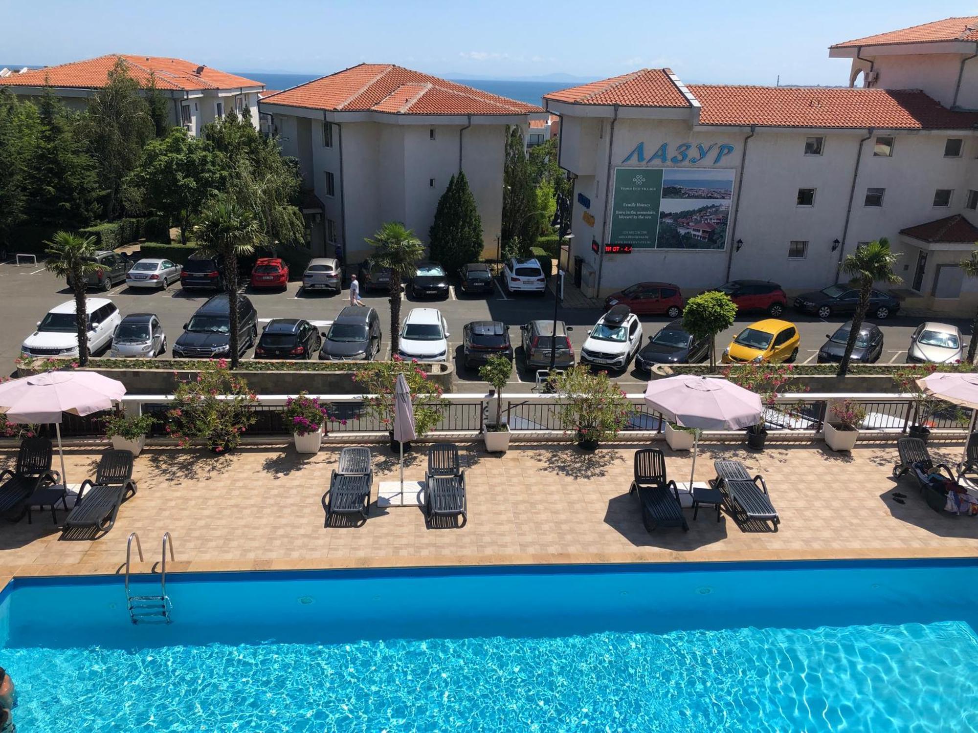 2 Bedroom Apartment Sveti Vlas With 2 Balconies And Sea Views Eksteriør bilde